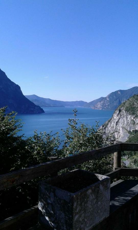 Rocca Sul Lago Castro  Екстериор снимка
