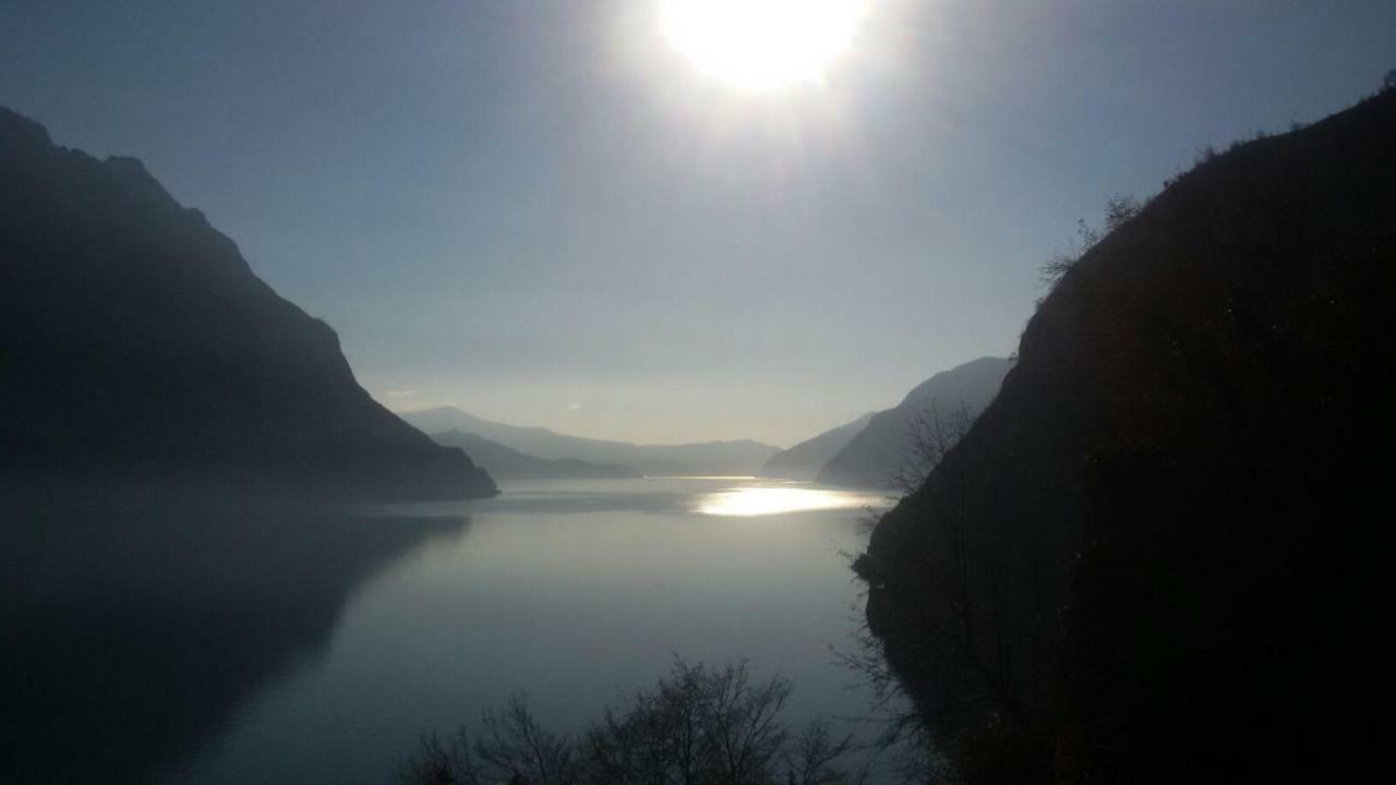 Rocca Sul Lago Castro  Екстериор снимка
